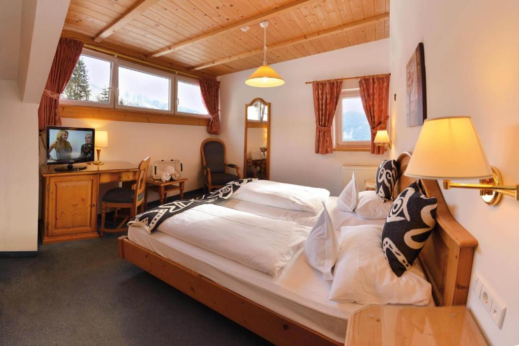 The Vista Hotel Bressanone Room photo